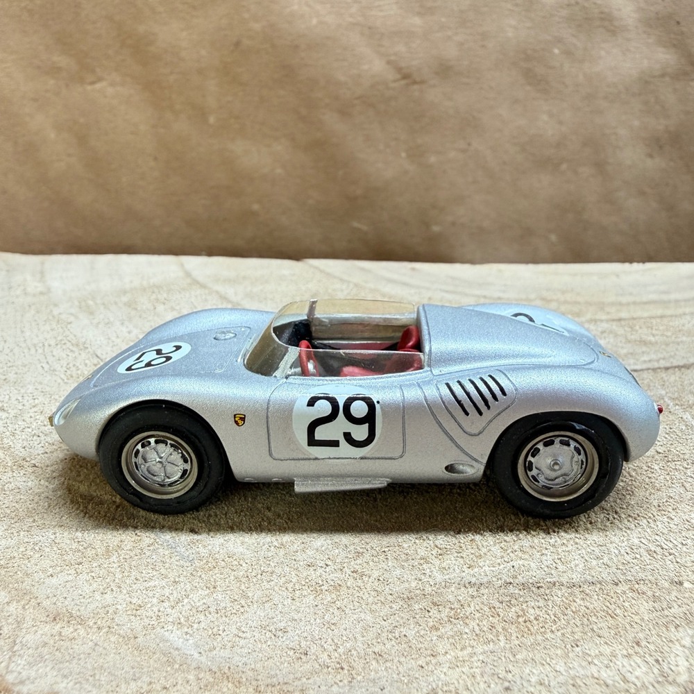 Starter Porsche 718 RSK Le Mans 1958 #29 Silver Resin Model Car 1:43 Scale